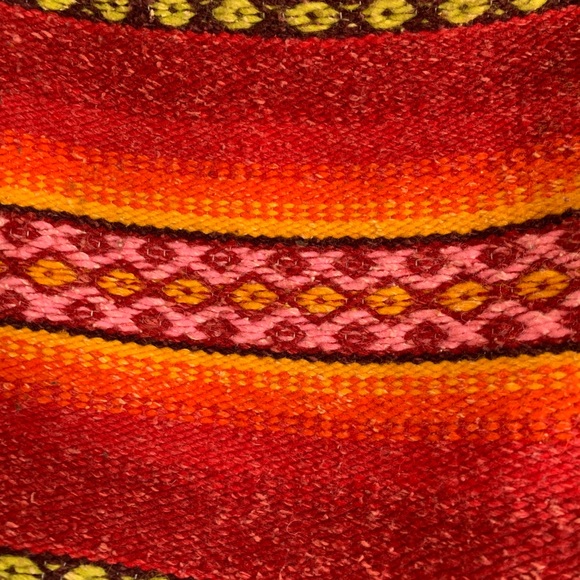 Stunning Sunset Coloured 💯% Wool Ecuador Bag - Picture 3 of 6